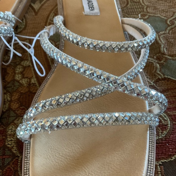 Steve Madden Women's Sandals. Jeweled. Size 9 NWT - Picture 6 of 7